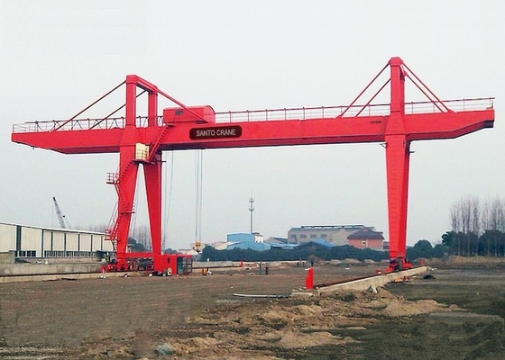 रेल स्टेशन के लिए आसान स्थापना सैंटो 1T-800T डबल गैन्ट्री क्रेन