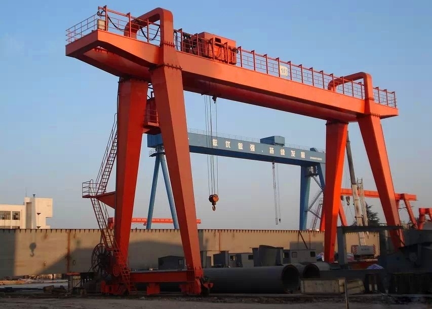 रेल स्टेशन के लिए आसान स्थापना सैंटो 1T-800T डबल गैन्ट्री क्रेन